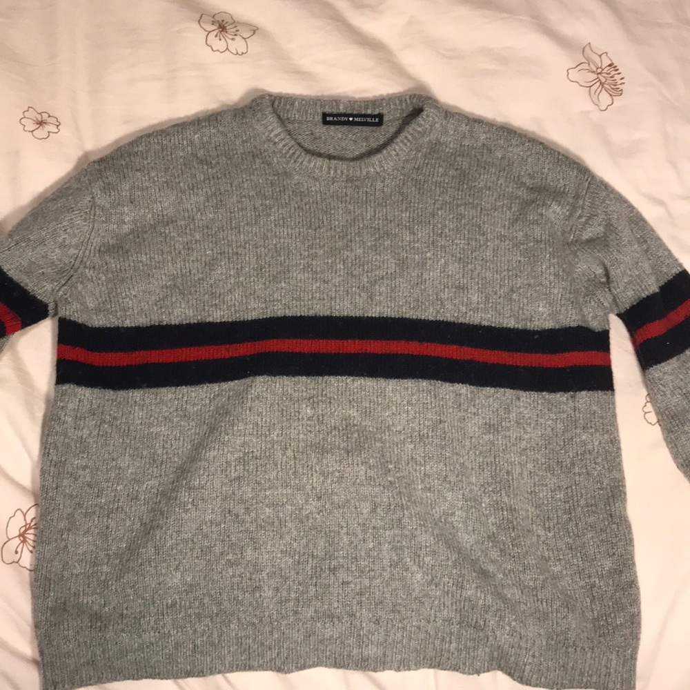 Brandy Melville Gray Sweater